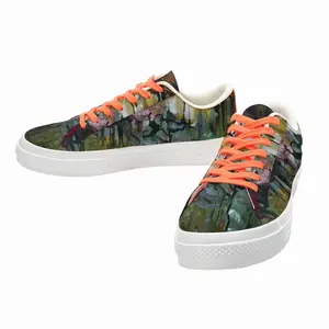 Men In The Garden Low Top Canvas Shoes