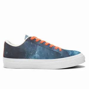 Men Lost In Thought Low Top Canvas Shoes