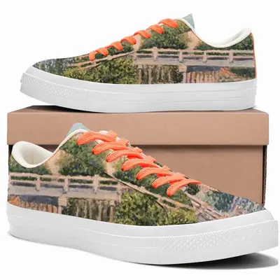 Men Bridge Over Canal Low Top Canvas Shoes