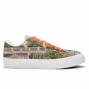 Men Bridge Over Canal Low Top Canvas Shoes