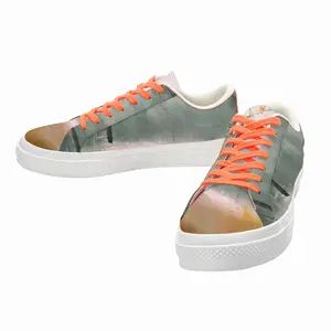 Men Cold Days Are Coming Low Top Canvas Shoes