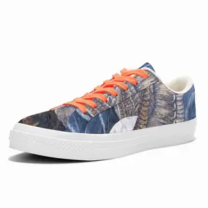 Men Eagle Scratch Low Top Canvas Shoes