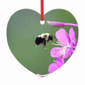 Bee Full Of Pollen Heart Shaped Pendant (Aluminum)