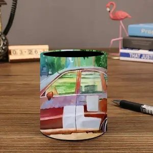 Car On Highway 319 Pen Holder (Round)