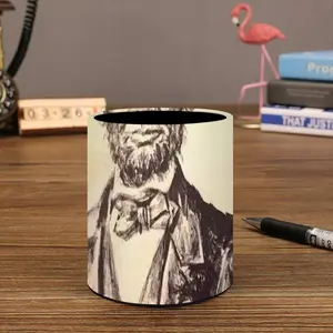 President Abraham Lincoln Pen Holder (Round)