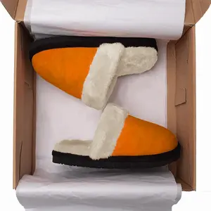 Men Sumedru Fuzzy Slippers