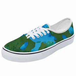 Men Green Figures Mysteries Low Top Shoes (Foam)