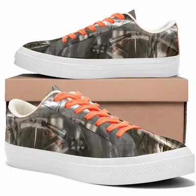 Men Flatline Low Top Canvas Shoes