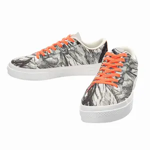 Men Smooch Low Top Canvas Shoes