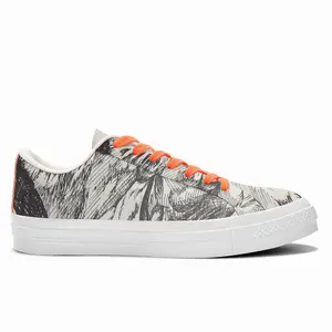 Men Smooch Low Top Canvas Shoes