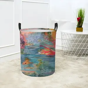 Alligator In Plastic River Laundry Basket (Round Bottom)