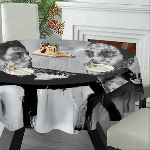 Between Us No Vii Tablecloth (Round)