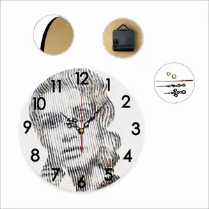 Twiggy Inoubliable Wall Clock