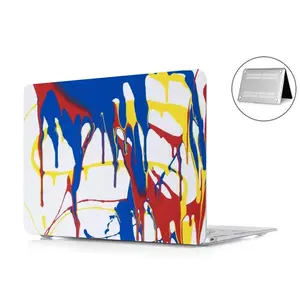 Elephant In Heat MacBook Pro 13 Case