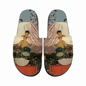 Men Far East Tour Slip On Slippers