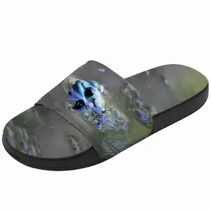 Men Green Frog In Bubbles Slip On Slippers