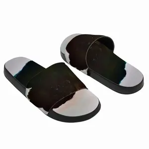 Men Philemon And Baucis Hug Slip On Slippers