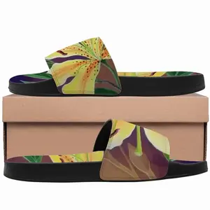 Men Lily In The Dark Slip On Slippers