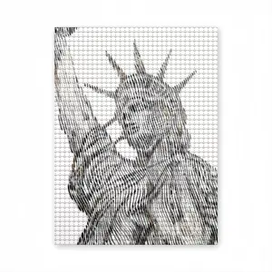 The Statue Of Liberty Round Diamond Painting (Multi-Size, Vertical)