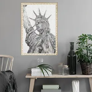 The Statue Of Liberty Round Diamond Painting (Multi-Size, Vertical)