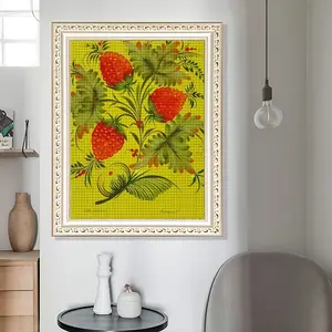 Raspberry Round Diamond Painting (Multi-Size, Vertical)