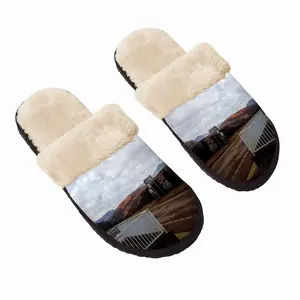 Men Snowy Highlands Fuzzy Slippers