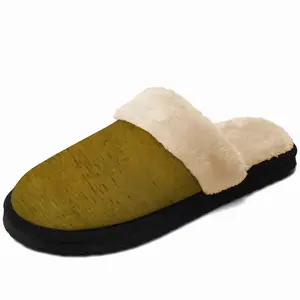 Men Brushed Medallion Fuzzy Slippers