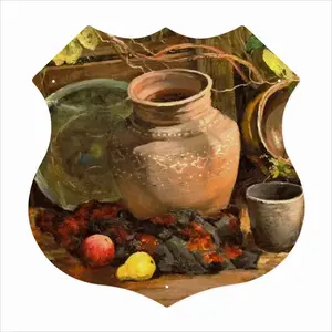 Ceramic Tableware Shield Shaped Iron Painting