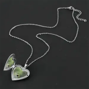 Green Frog - Staring Contest Love Necklace